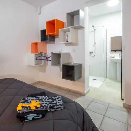 Colourful @lizard Appartement